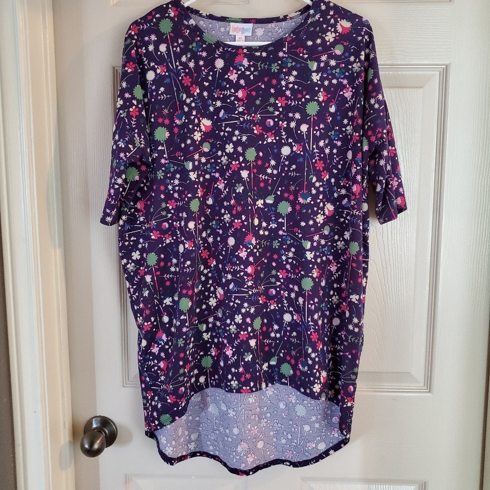 LuLaRoe Irma tunic